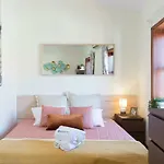 Cozy Sunny Flats By Hostwise شقة