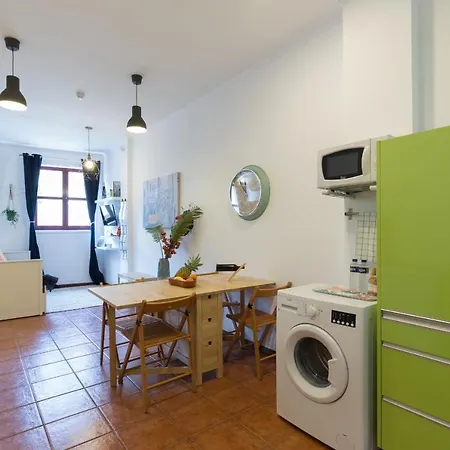 Cozy Sunny Flats By Hostwise Apartment