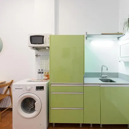 Cozy Sunny Flats By Hostwise *