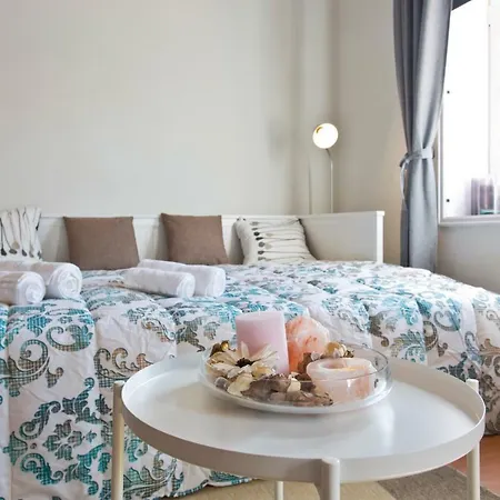 Cozy Sunny Flats By Hostwise *