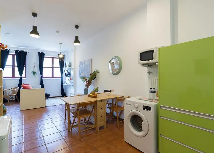 Cozy Sunny Flats By Hostwise Apartmán