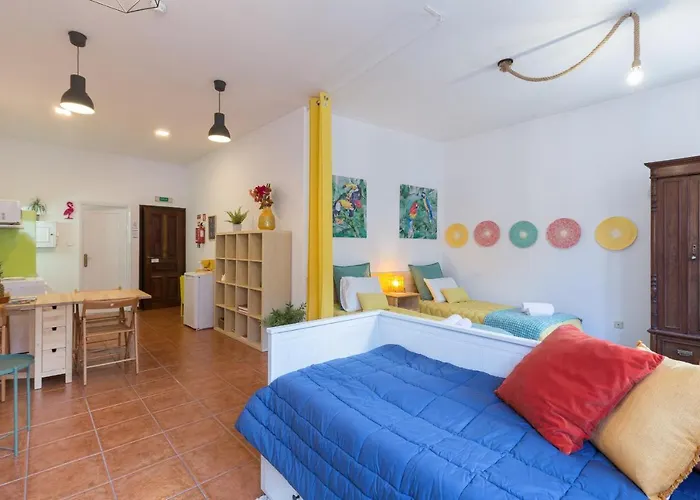 Cozy Sunny Flats By Hostwise Apartmán *