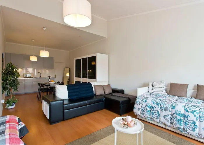 Cozy Sunny Flats By Hostwise *