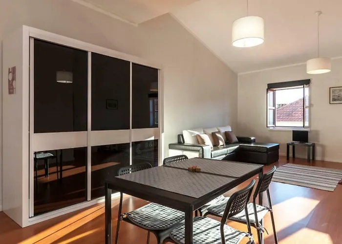 Cozy Sunny Flats By Hostwise *