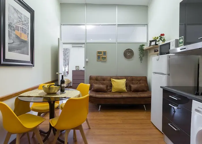 Cozy Sunny Flats By Hostwise *