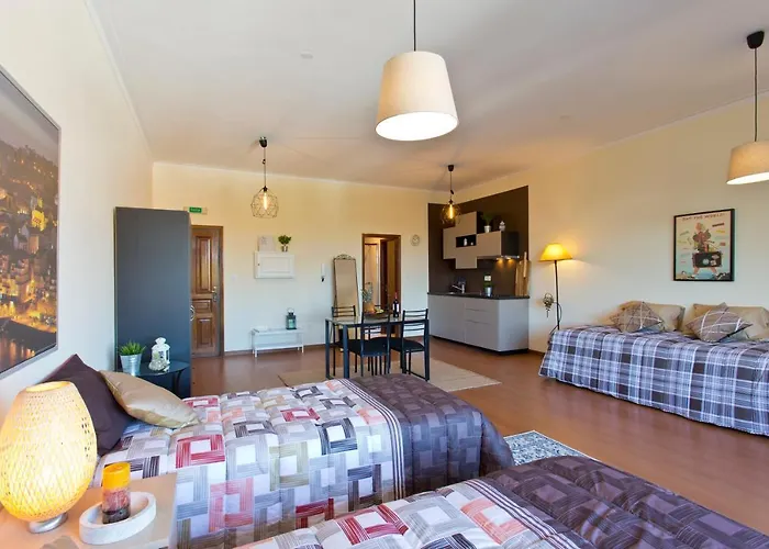 Cozy Sunny Flats By Hostwise * Porto