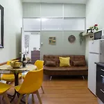 Cozy Sunny Flats By Hostwise *