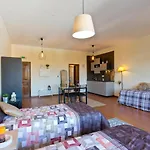 Cozy Sunny Flats By Hostwise * Porto