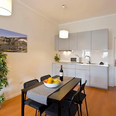Apartment Cozy Sunny Flats By Hostwise Porto
