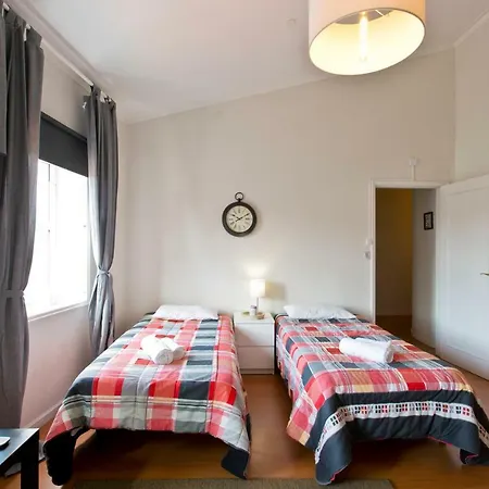 Cozy Sunny Flats By Hostwise *