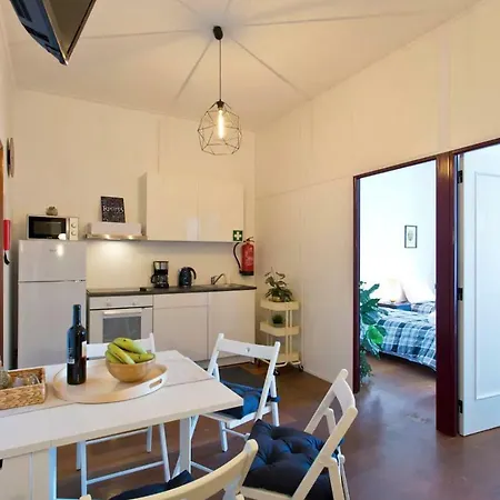 Апартаменты Cozy Sunny Flats By Hostwise