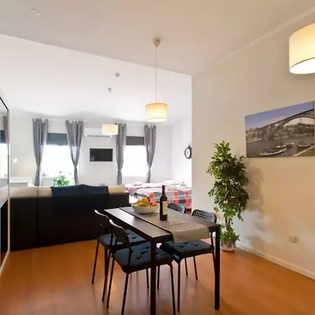 Cozy Sunny Flats By Hostwise Апартаменты *