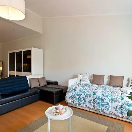 Cozy Sunny Flats By Hostwise * Oporto